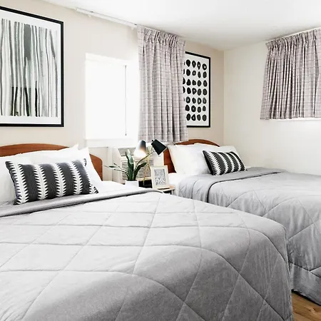 Intown Suites Extended Stay Pittsburgh Pa